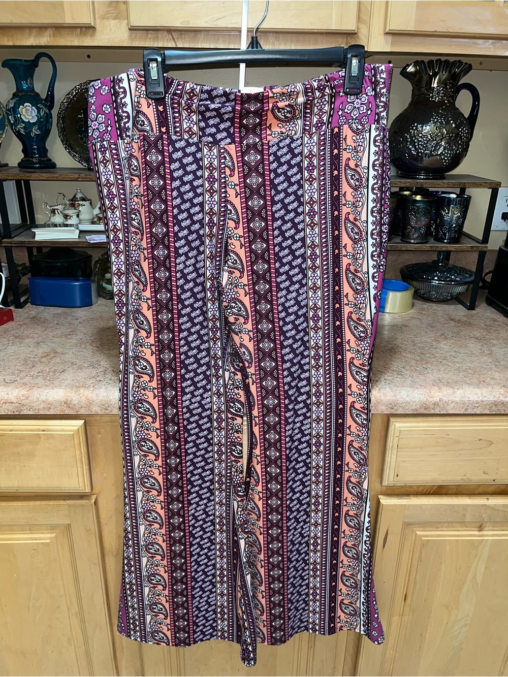 No Boundaries Vertical Paisley Stripe Wide-Leg Pants - Purple & Peach